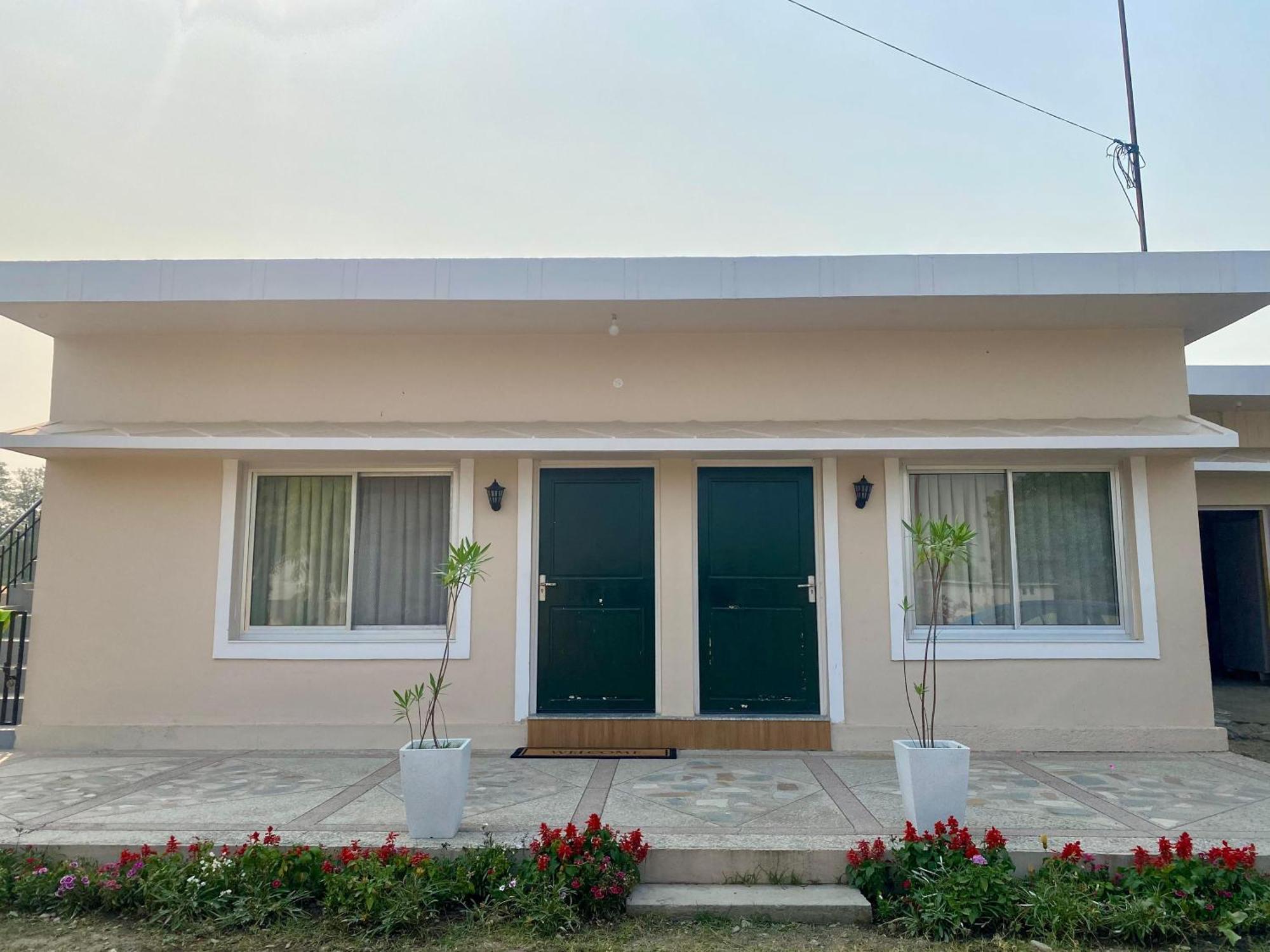 The Bougainvillea Cottage Farmstay Near Dehradun , 2 Bedroom Private Cottage Next To Fields And Orchards With Hill Views 外观 照片
